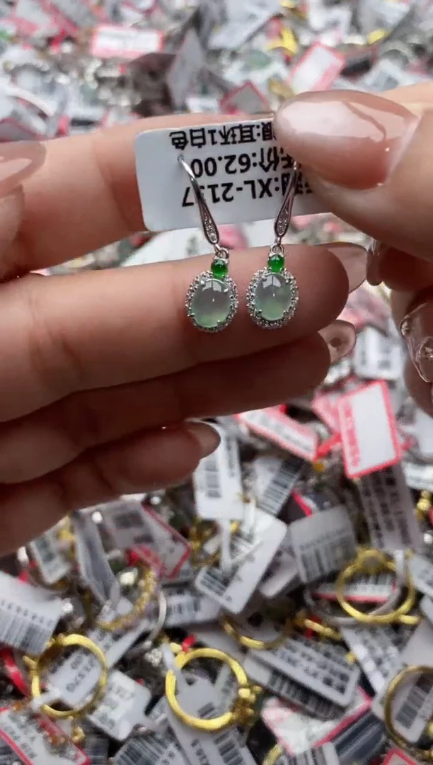 【闪购商品】翡翠戒指银S925镶嵌66666--9