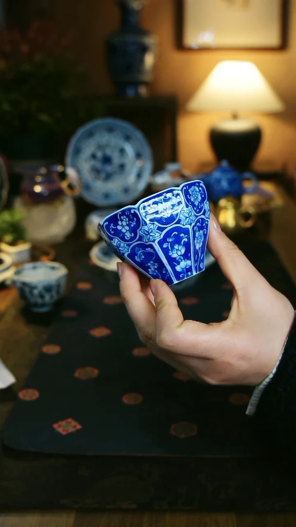 八方开窗花卉主人杯