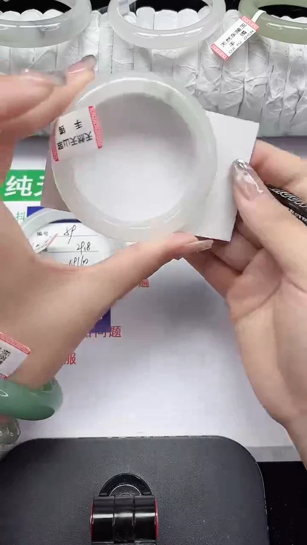 未镶嵌手镯石英质玉60-52/53