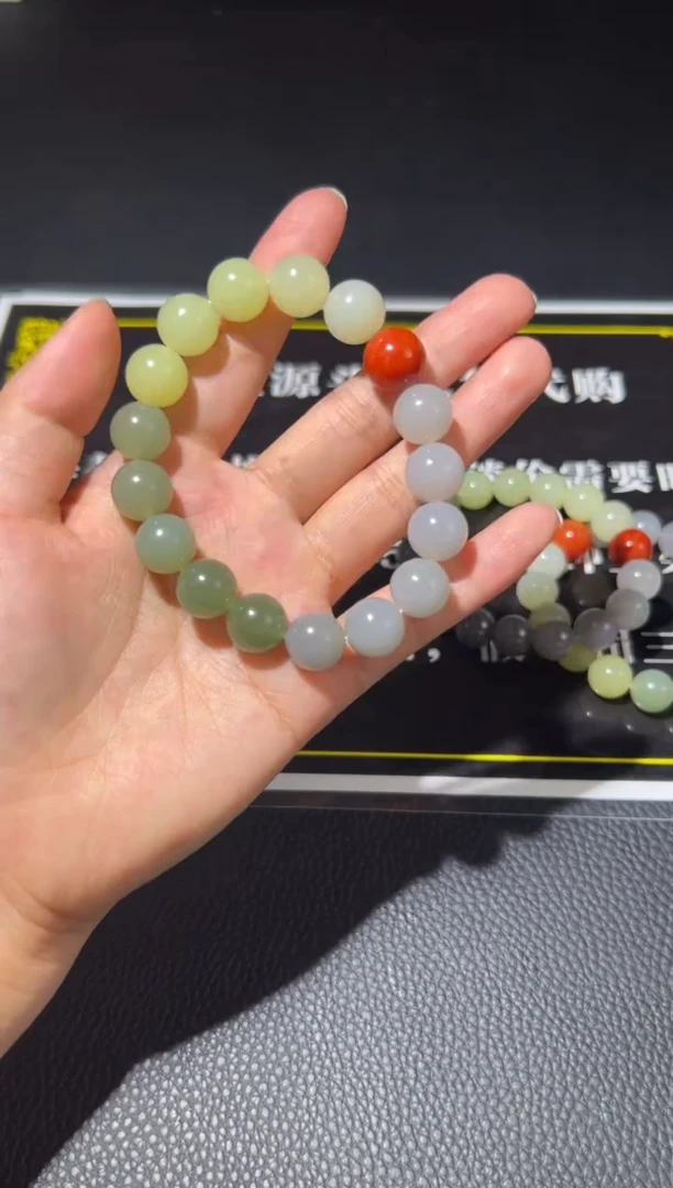 和田玉未镶嵌挂件多宝