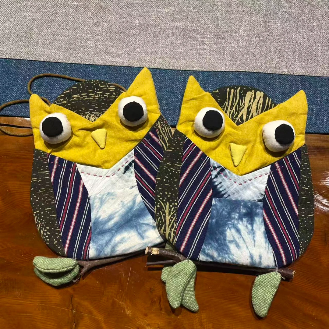 云南大理非遗扎染猫头鹰挂包