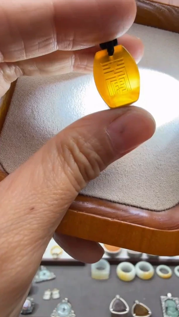 琥珀颈饰未镶嵌手机挂25