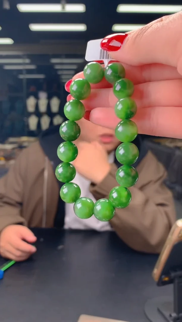 定制和田玉天然和田玉（拍一发一)