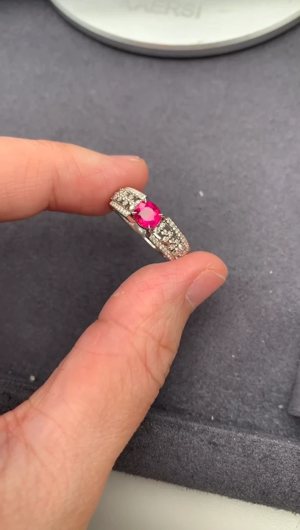 18K金镶嵌戒指红宝石0.81ct 红宝石 定制 BH
