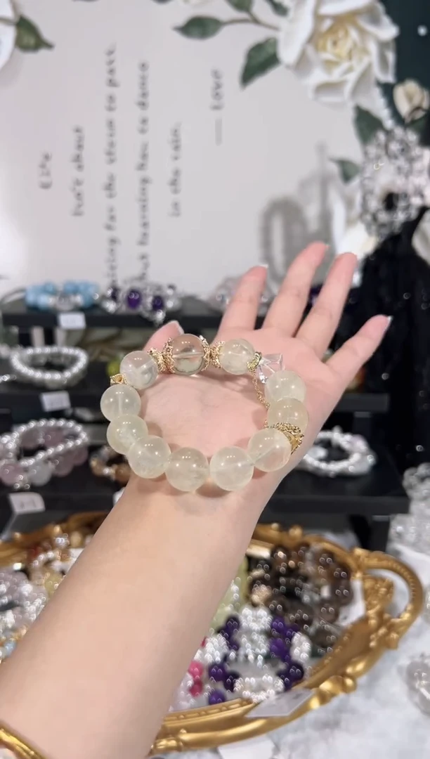 【闪购商品】水晶手链未镶嵌天然水晶默认微瑕 多样性发货发起一