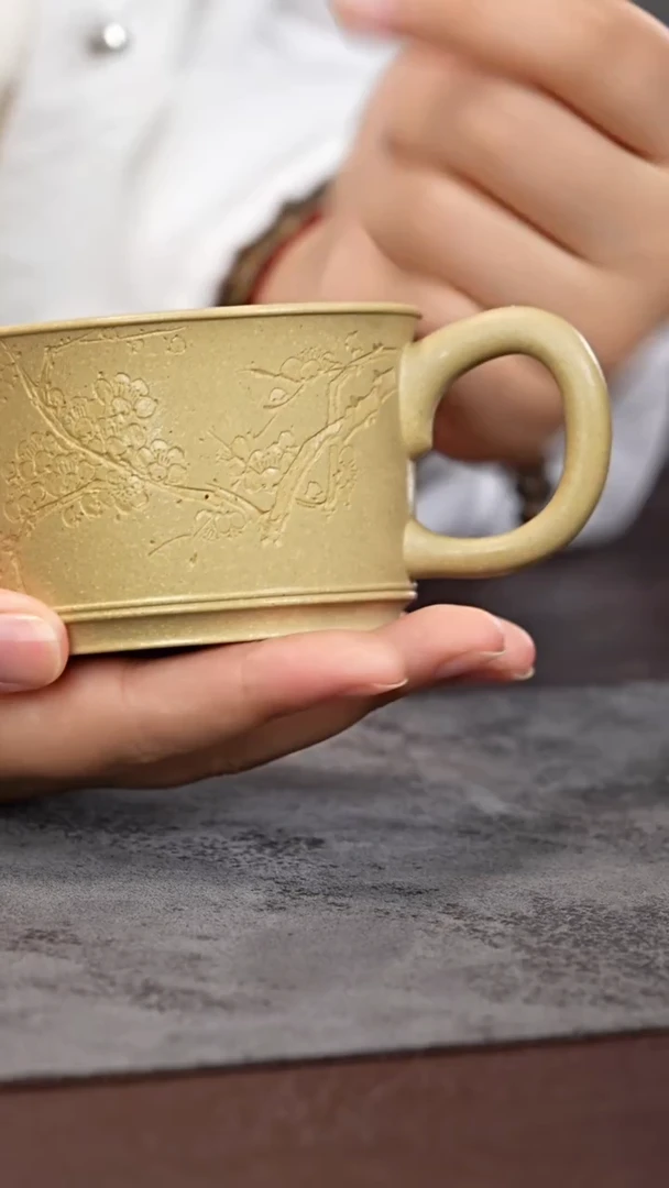 茶杯紫砂本科刻绘梅花 把手杯