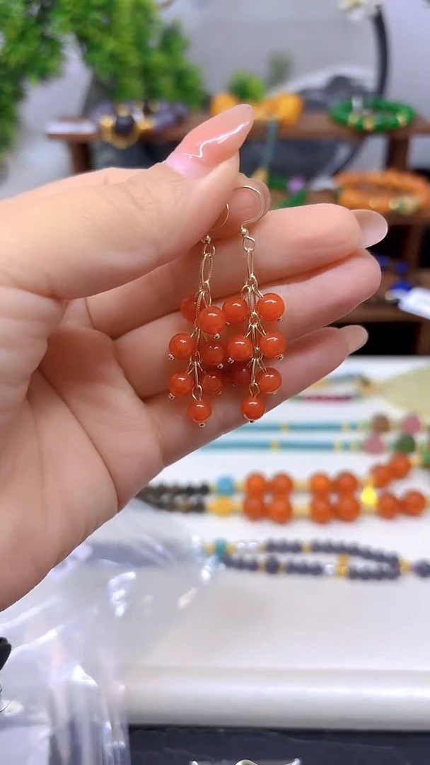 14K金镶嵌翡翠耳饰E935
