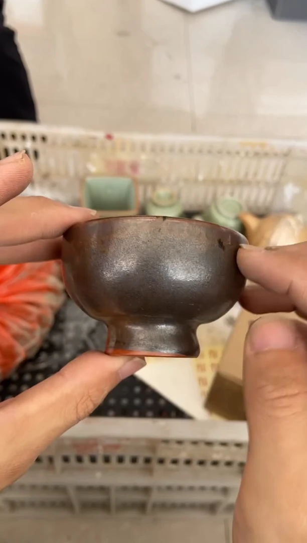 无运费险有瑕疵的摄影的产品有使用过的痕迹有点脏介意勿拍