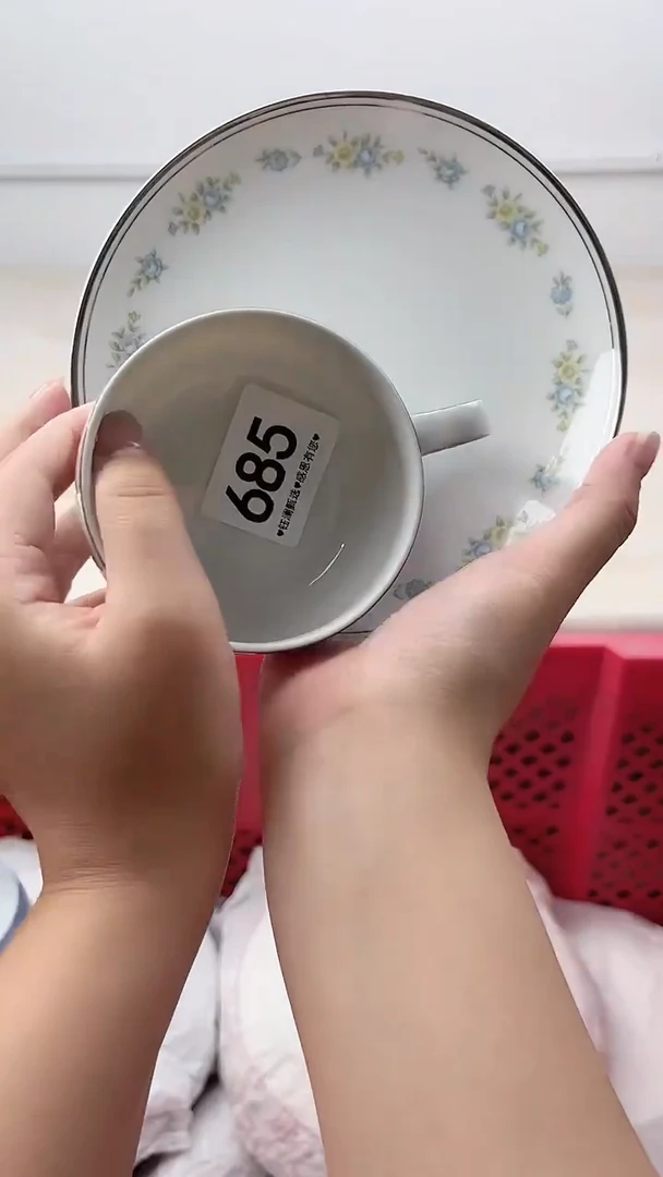 瓷片小*蛋685，，，，，，，，