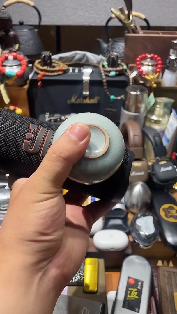 瓷片闪购商品 如图所示