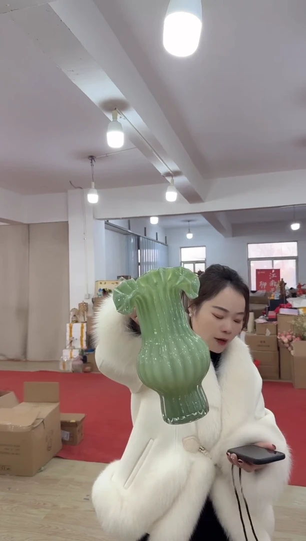 【闪购商品】琉璃迪喜花器-p-早40