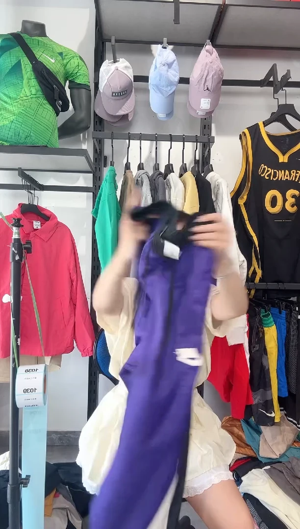 1033编码 瑕疵款直播间过款为准 尺码M