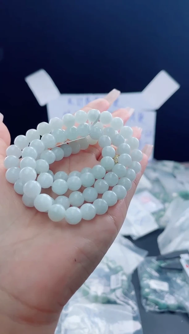 未镶嵌戒指翡翠珠串