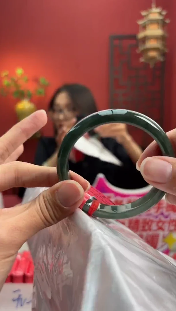 未镶嵌手镯翡翠翡翠手镯6