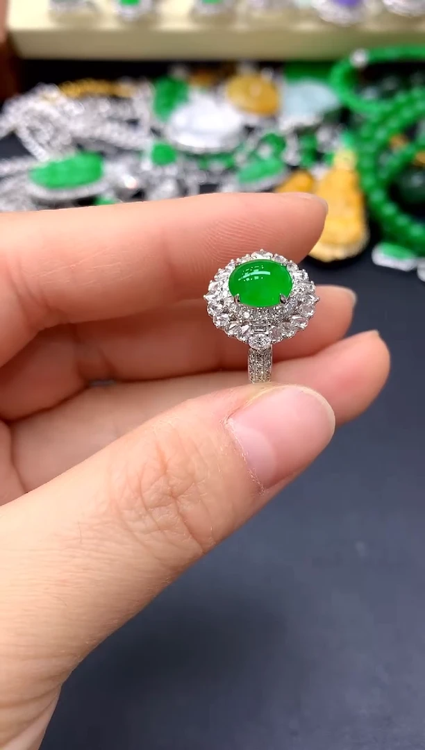 18K金镶嵌戒指翡翠405-中国好珍宝