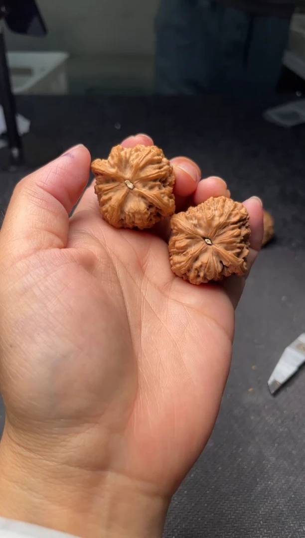 把件文玩核桃w81  密文   35