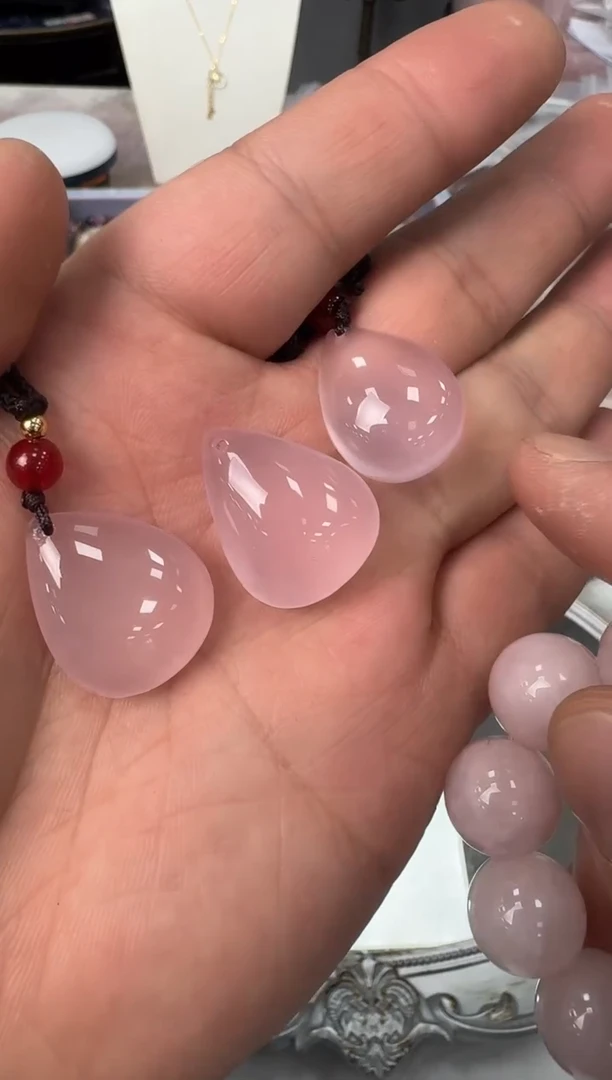 【闪购商品】水晶吊坠(赠链)未镶嵌匝87 ck973多样性发一件