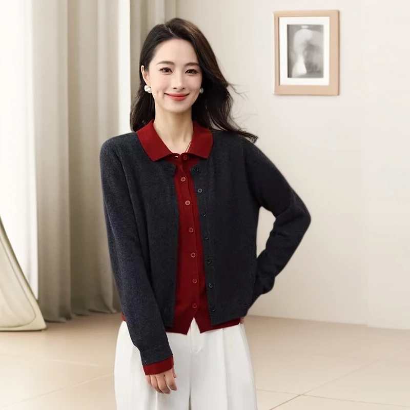 时尚翻领拼色设计感减龄针织衫女秋季新款假两件毛衣通勤外套上衣