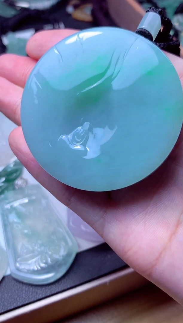 颈饰未镶嵌翡翠天然A货翡翠