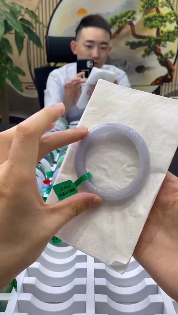 未镶嵌手镯翡翠7984