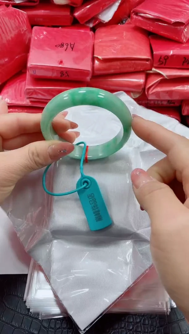 非金属无玲玲32号手镯59.1圈口