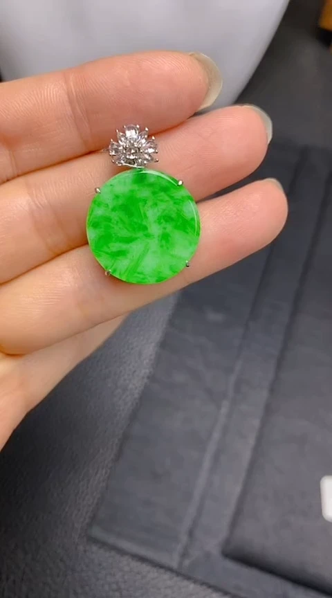 翡翠银S925镶嵌颈饰圆牌
