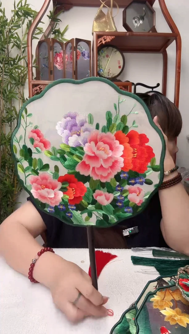 刺绣团扇-双面绣花11