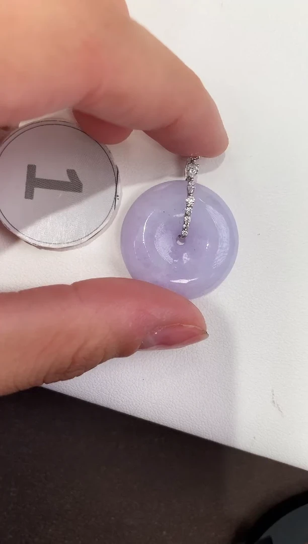 颈饰18K金镶嵌翡翠天然缅甸a货翡翠