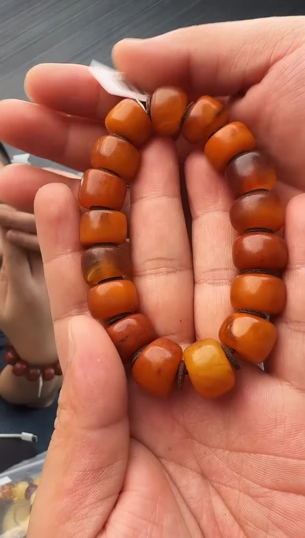 蜜蜡未镶嵌珠宝奇石假一罚十 33，15多样性发其一