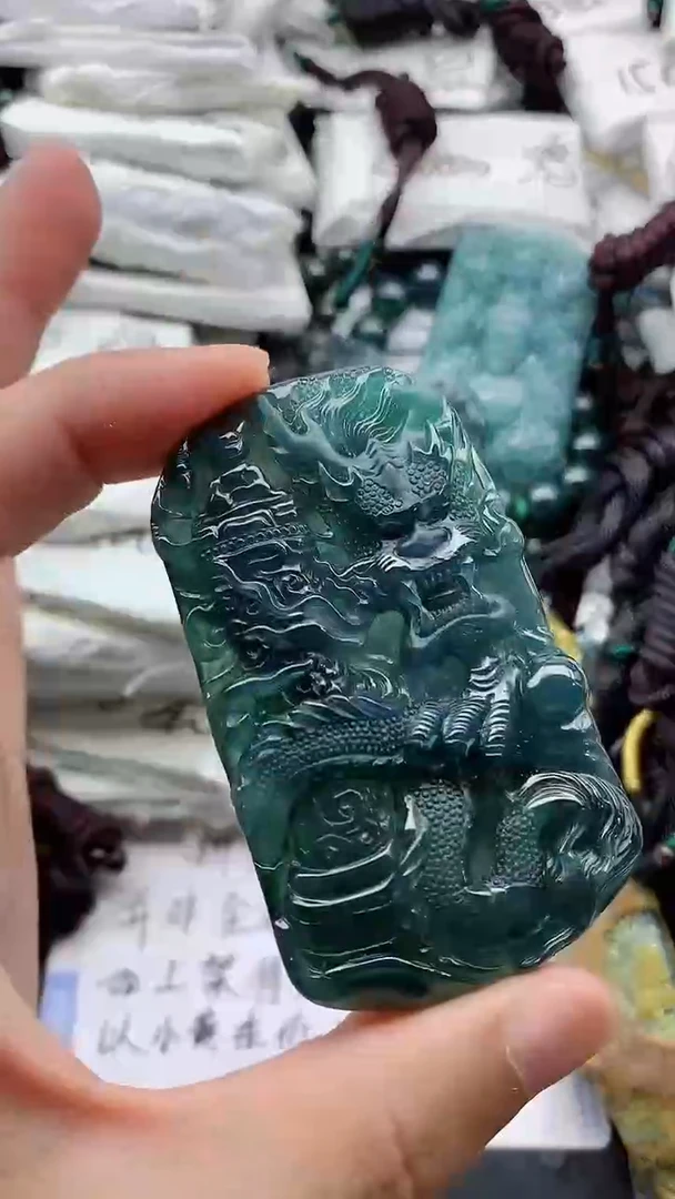 翡翠未镶嵌颈饰888