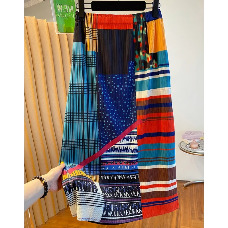 深圳南油高端欧货多巴胺民族风半身裙女夏2025新款宽松印花百褶裙