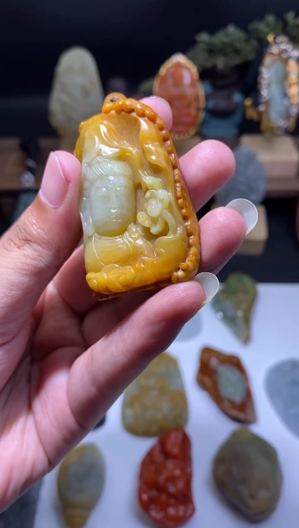 未镶嵌定制翡翠观音
