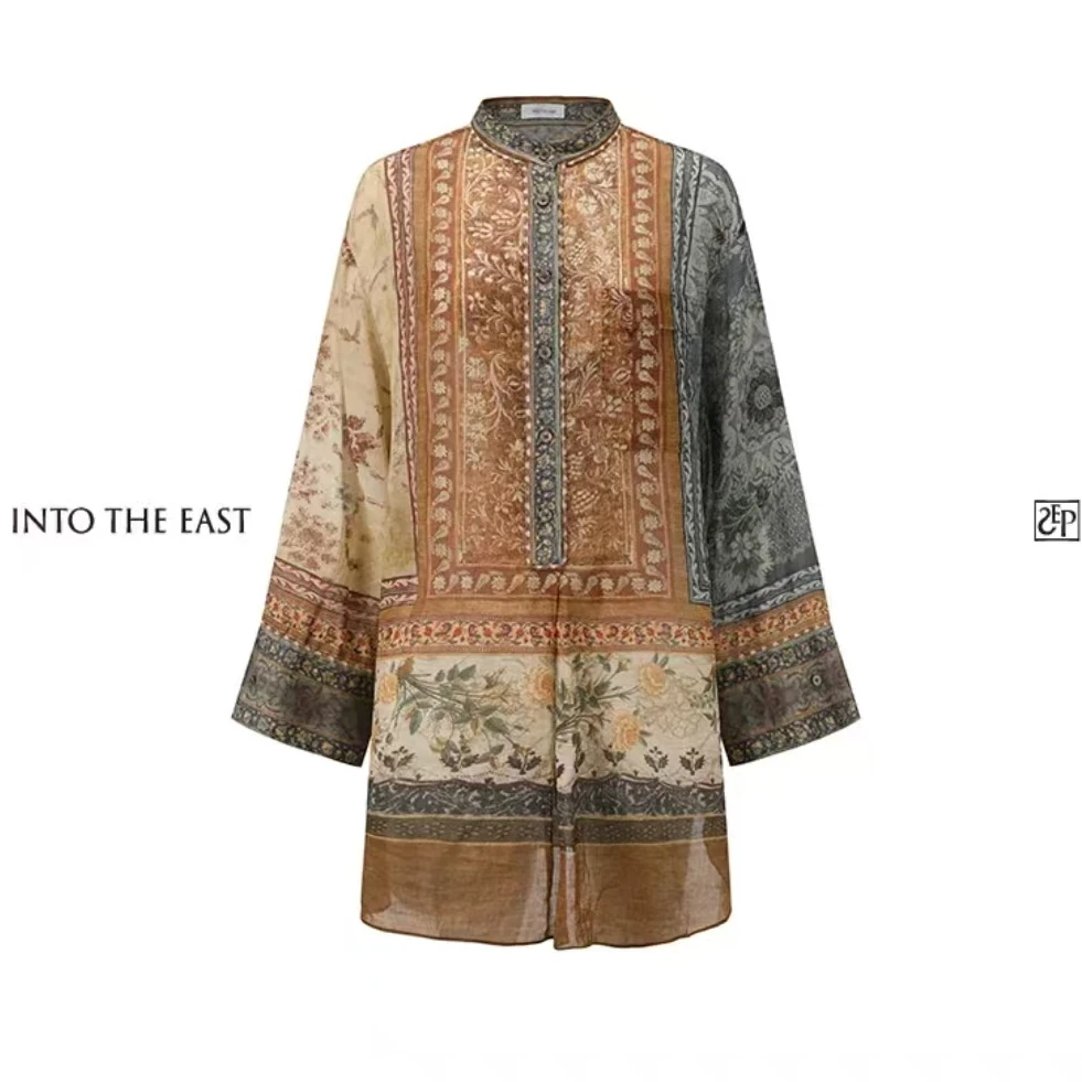 INTO THE EAST  苎印花圆领宽袖上衣