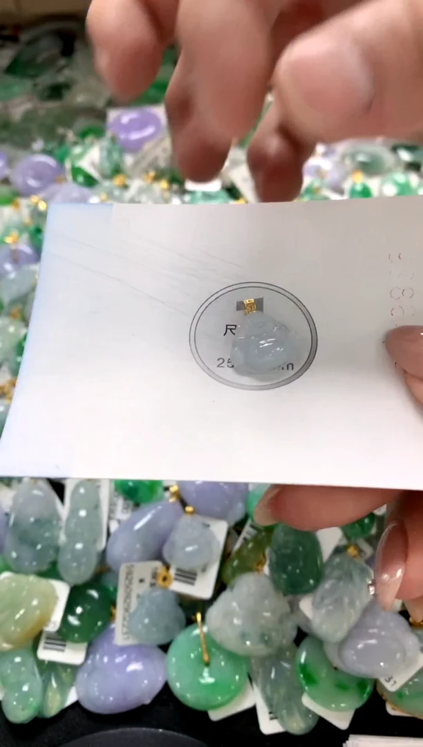 颈饰未镶嵌翡翠1111111111111111