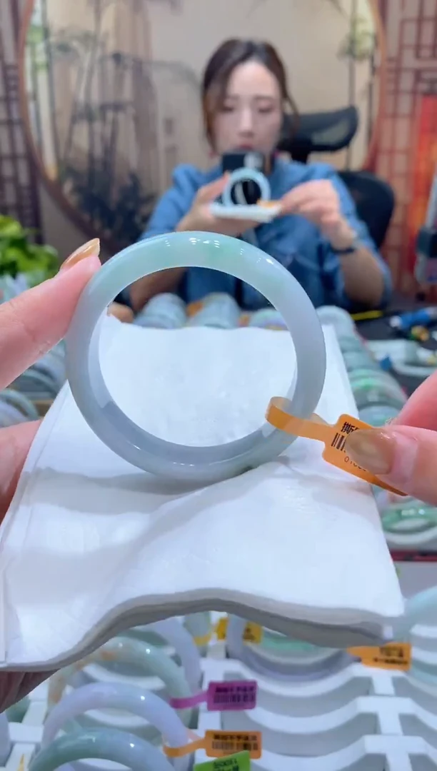 未镶嵌手镯翡翠000089503