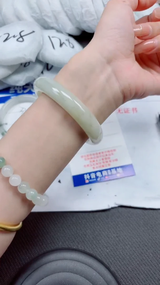 石英质玉手镯未镶嵌A33-60.61