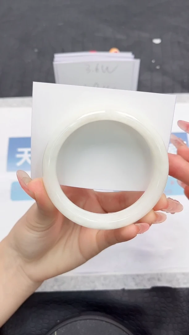 【闪购商品】和田玉手镯未镶嵌L320-62.4