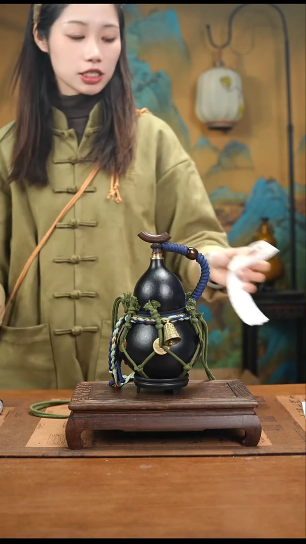 YN072复古网兜款天然酒葫芦（一物一拍）