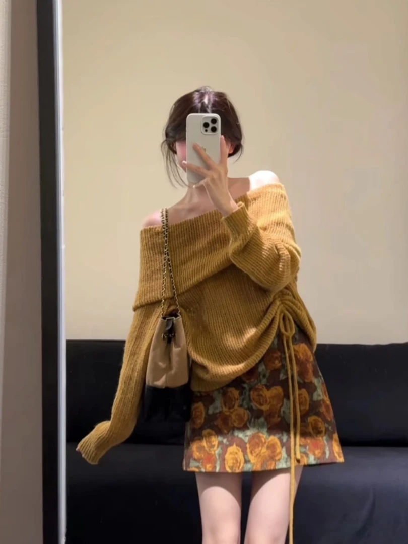 美拉德纯欲套装别致长袖针织衫女装秋季印花减龄百搭半身裙两件套