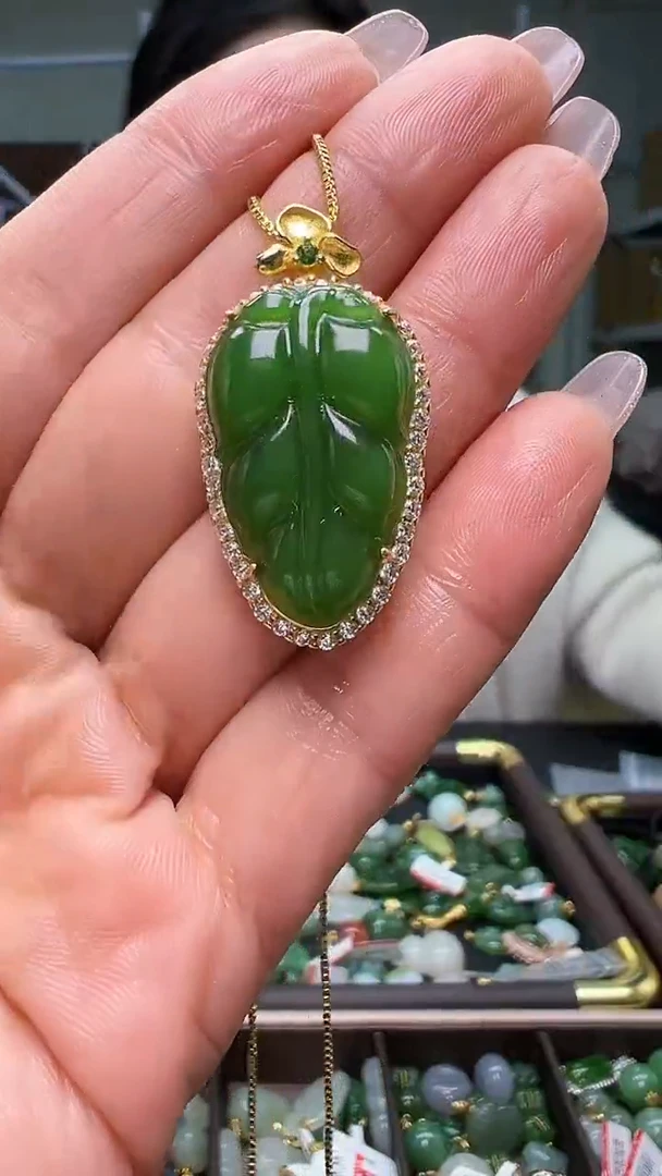 颈饰银S925镶嵌和田玉（多样性发货.发其一)11.14.98