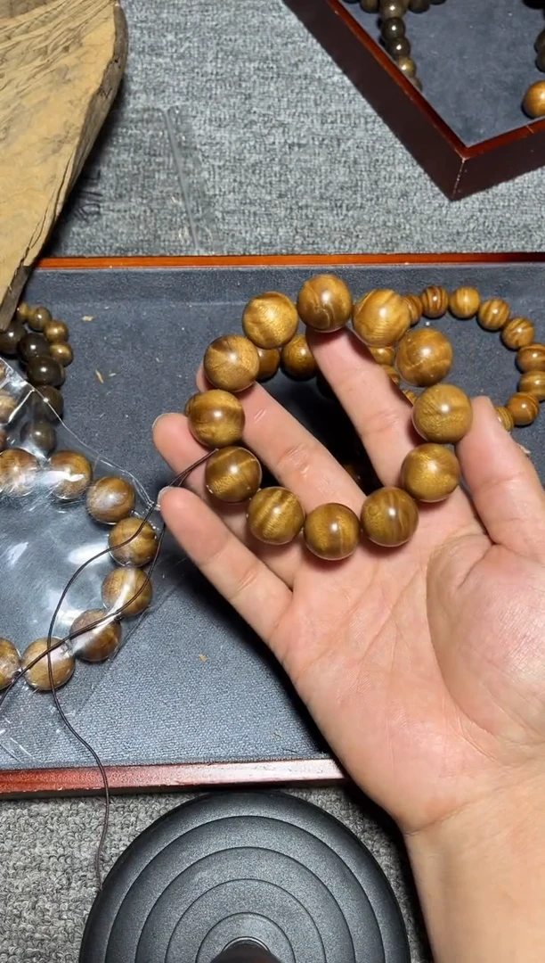 金丝楠手串/手链2.0药香老料带水波68