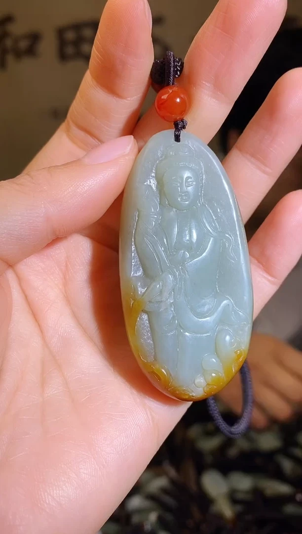 颈饰未镶嵌和田玉1