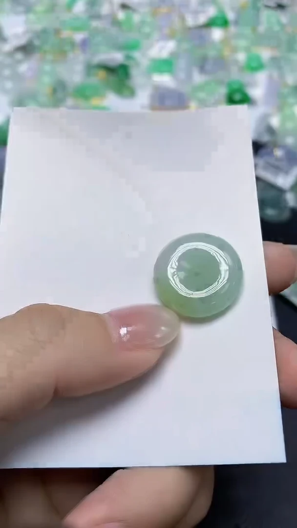 翡翠未镶嵌颈饰天然缅甸翡翠A货