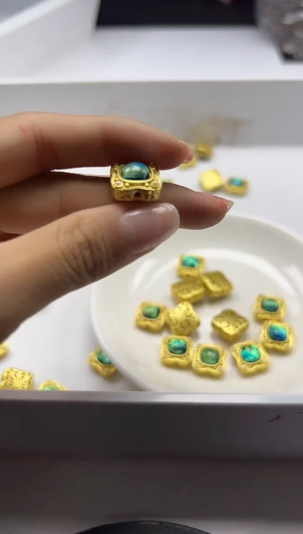 银S800镶嵌颈饰玛瑙/玉髓x1025欧珀方形*2颗