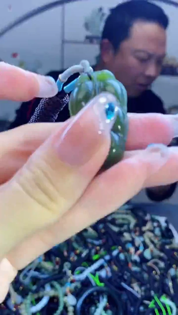 颈饰未镶嵌和田玉多样性发拍一发一