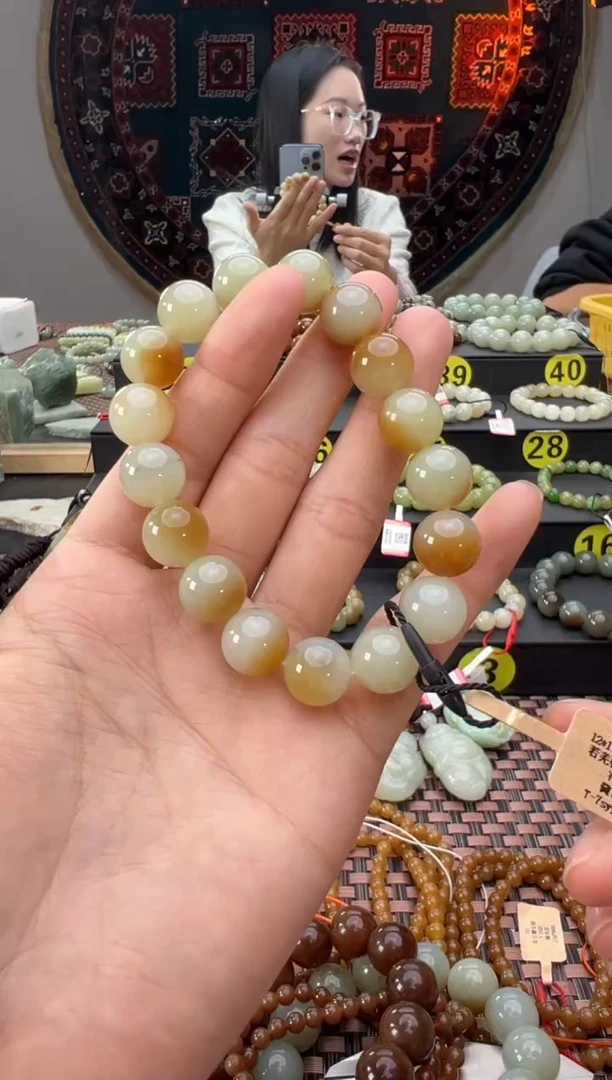 未镶嵌手串和田玉若羌料糖黄口手串卡12