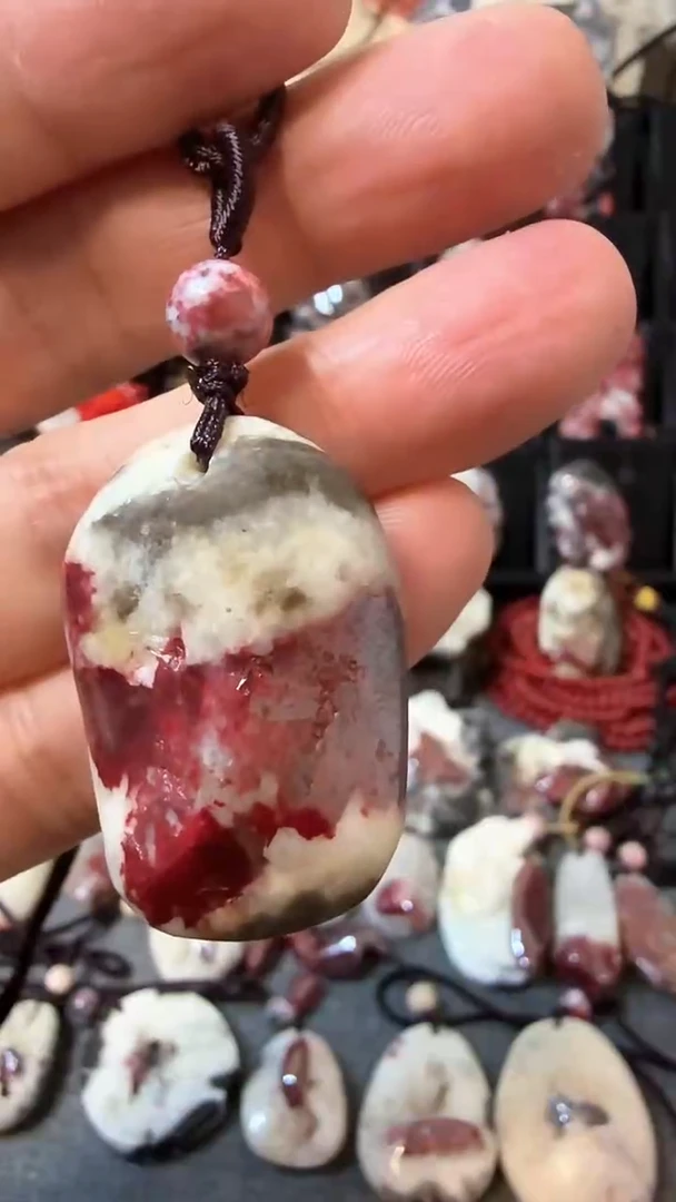 【闪购商品】天然辰砂大晶砂随行吊坠1