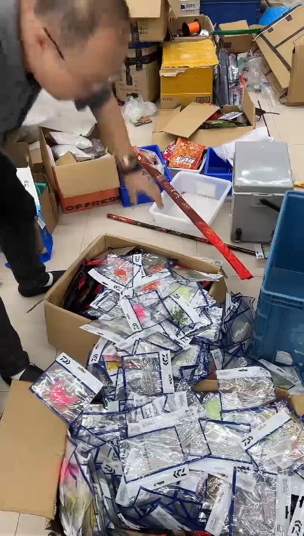 路亚软饵混发10包