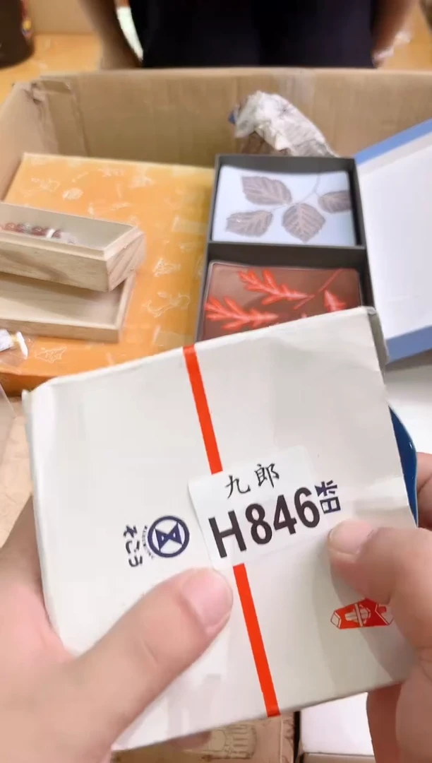 瓷片猫****?846猫猫喝了月亮水