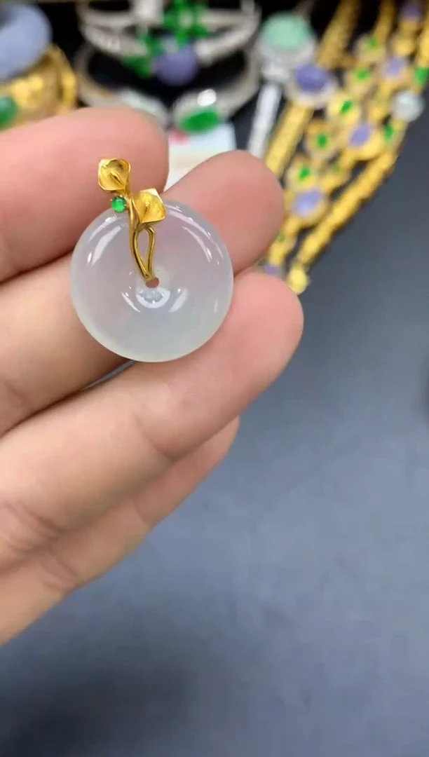 颈饰18K金镶嵌翡翠154-中国好珍宝